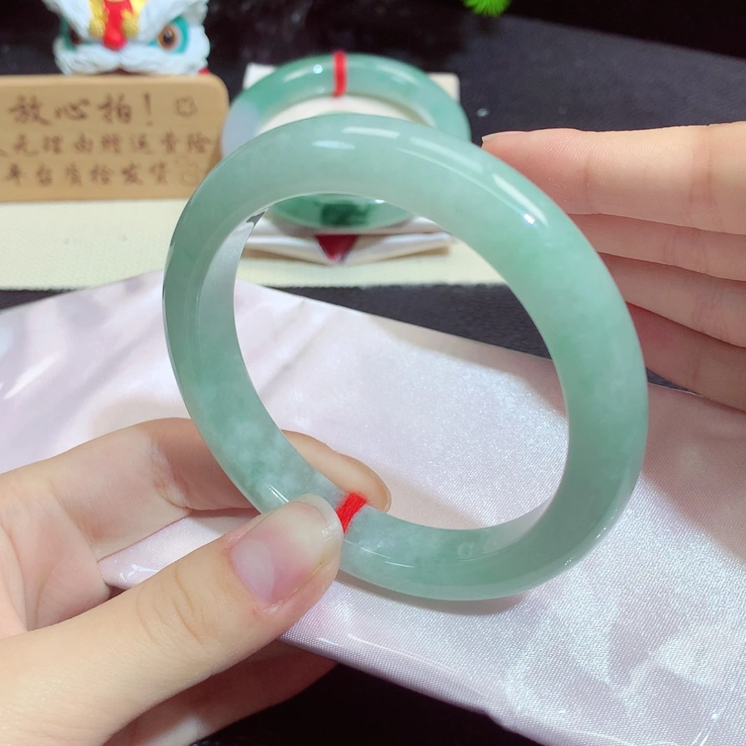 翡翠未镶嵌手镯1244