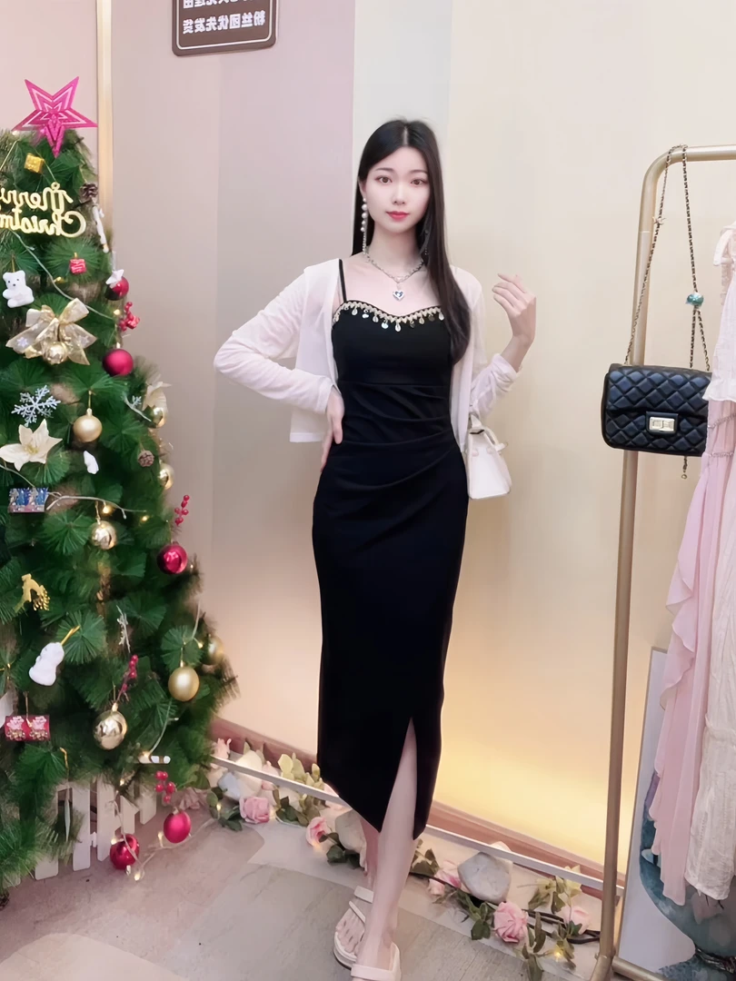 4591复古民族风吊带小黑裙夏季显瘦连衣裙旅游海边沙滩度假风长裙