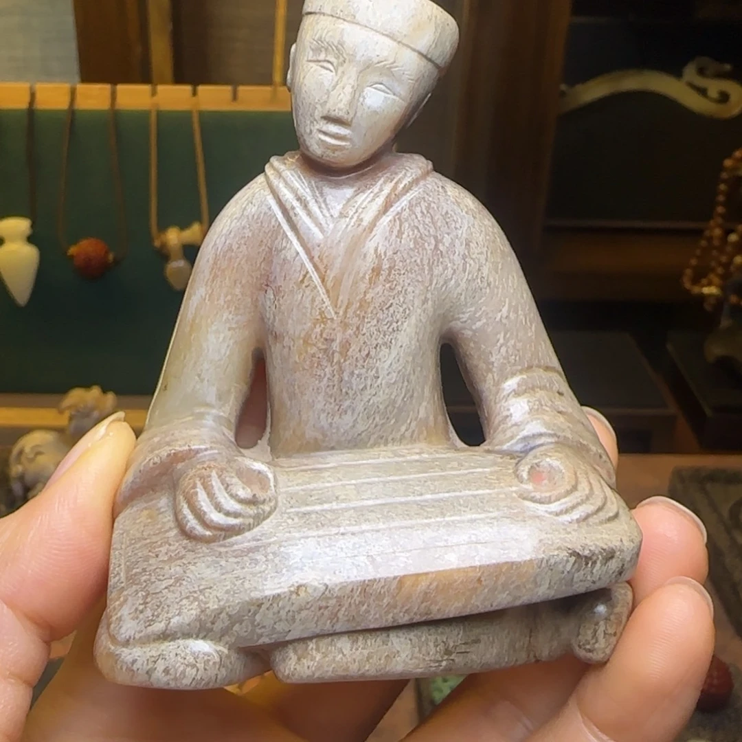 九***久和田玉（糖玉）未镶嵌颈饰