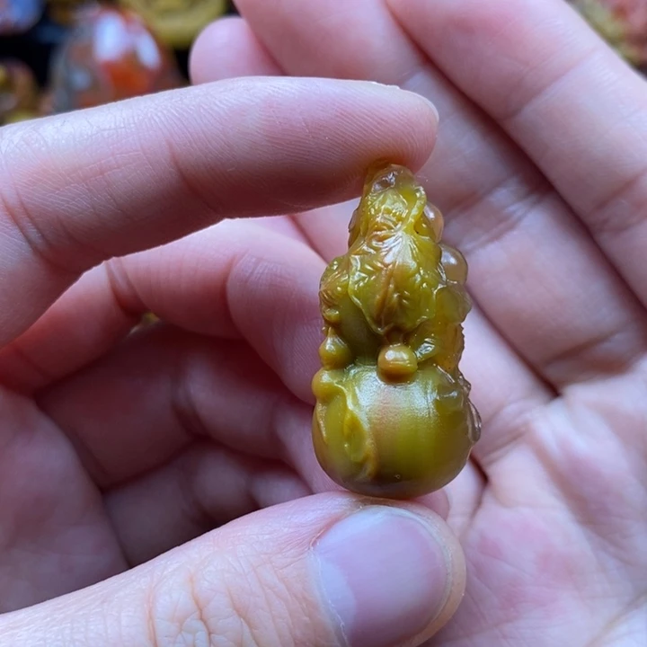 玛瑙/玉髓未镶嵌挂件战国红手串