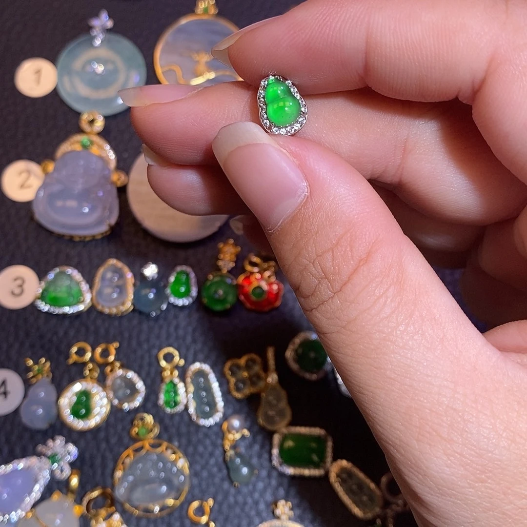 翡翠银S925镶嵌颈饰