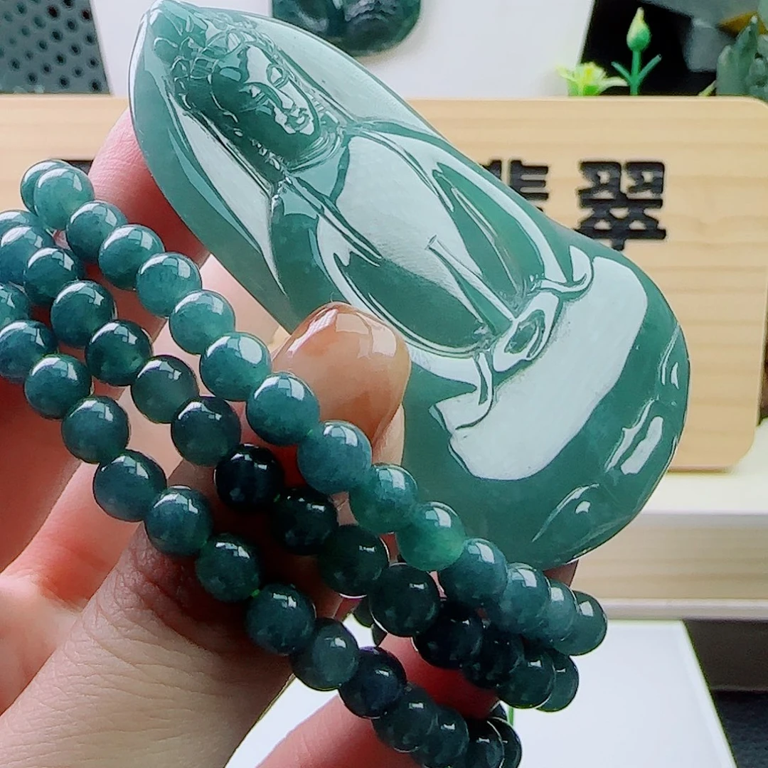 翡翠未镶嵌颈饰1111？1111111