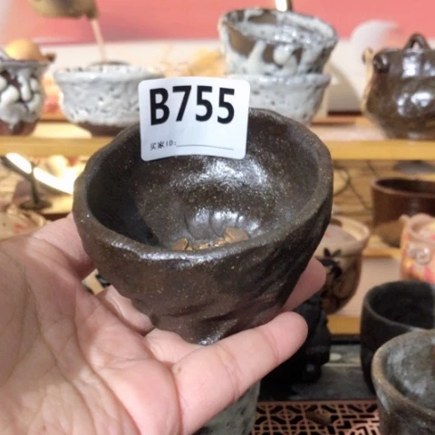 木有一点点的小姐姐