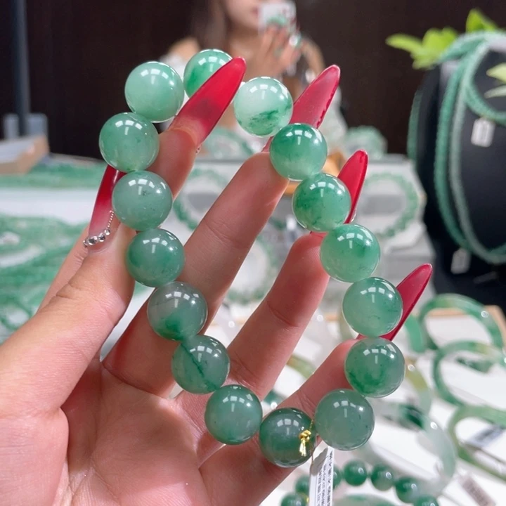 石英质玉手串未镶嵌