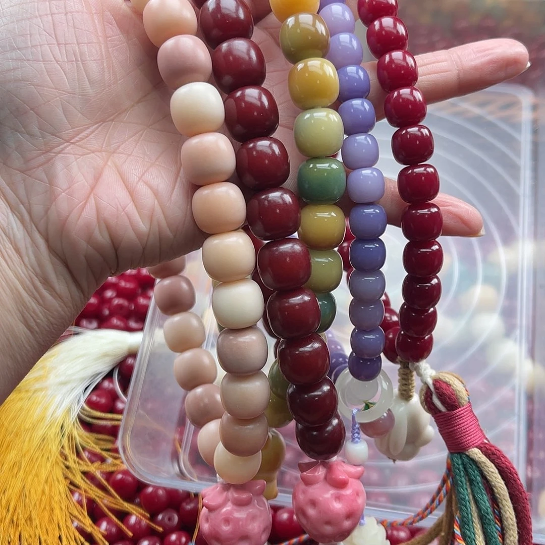 白玉菩提吊坠工***队A/10-14mm/5条手持