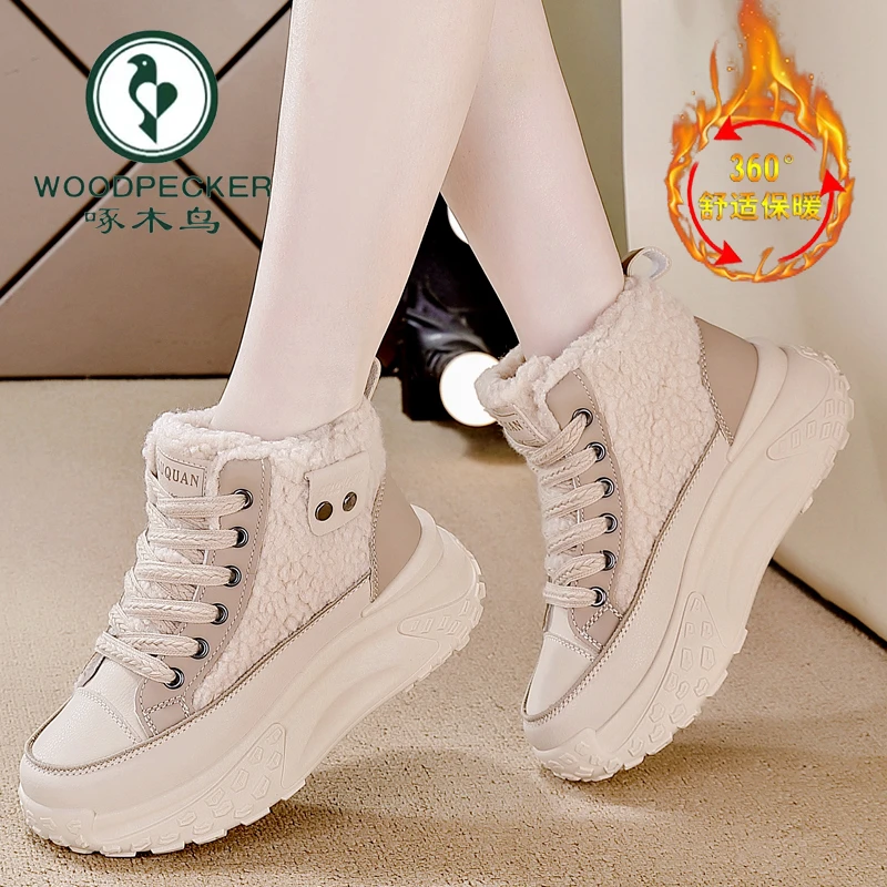 啄木鸟品牌保暖加绒毛毛鞋雪地靴女款2025冬季加厚高帮时尚马丁靴