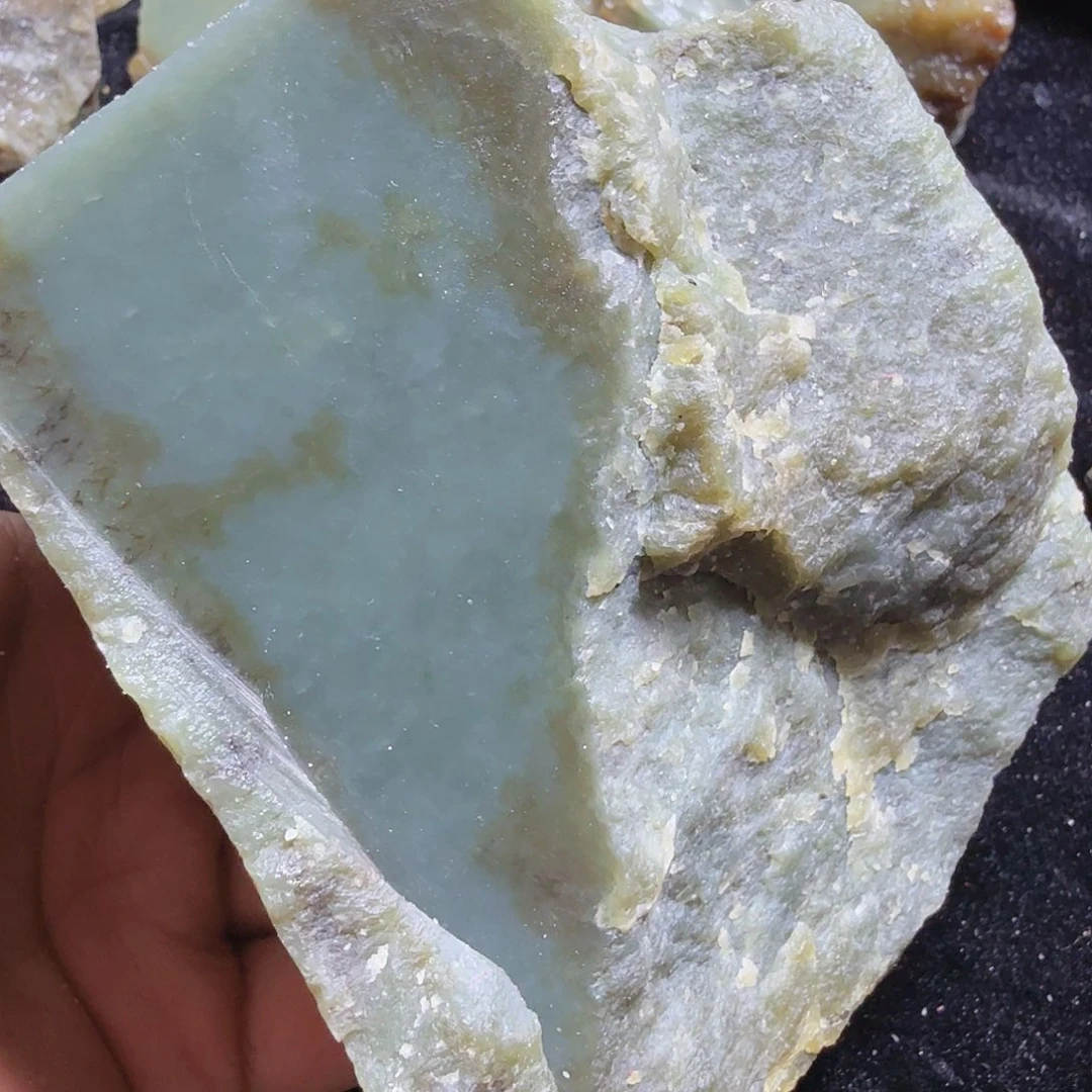 和田玉（糖玉）未镶嵌珠宝半成品