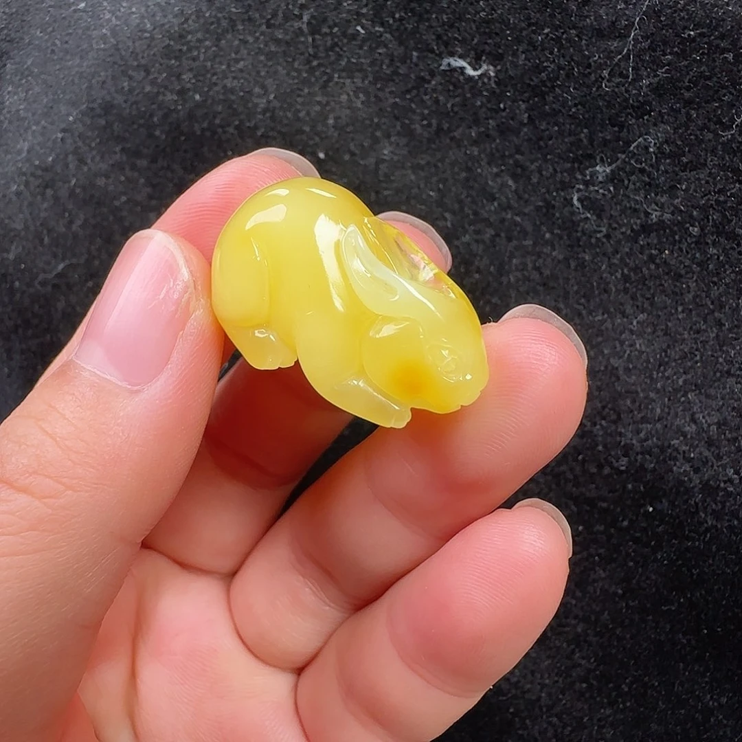 蜜蜡未镶嵌珠宝奇石4