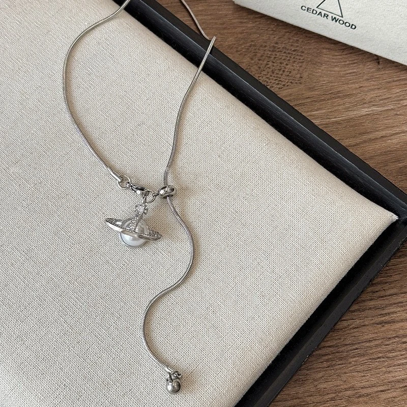 铜合金合成锆石吊坠 新款珍珠土星吊坠项链高级感抽拉可调节钛钢