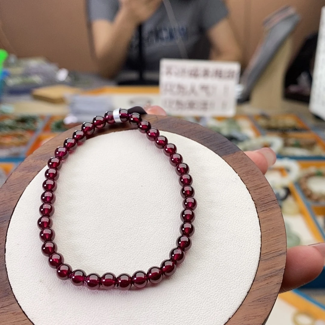 M***o未镶嵌手串和田玉A7