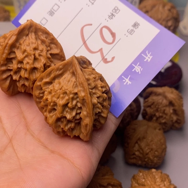 文玩核桃把件小*灰03号三棱