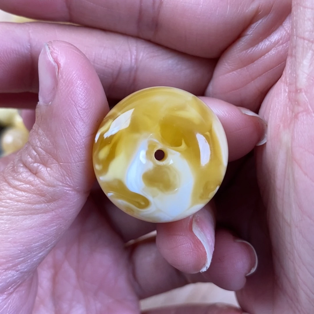 蜜蜡裸石未镶嵌金瓷溶洞蜜蜡