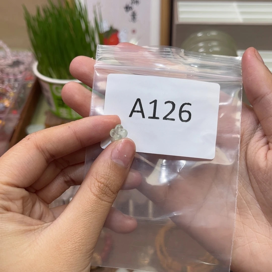 玛瑙/玉髓颈饰未镶嵌念*?