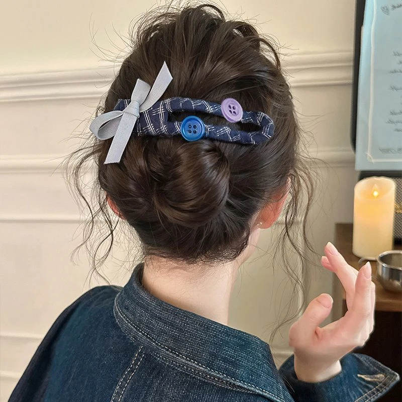 蓝色纽扣蝴蝶结鸭嘴夹发夹女后脑勺高级感2025新款盘发安全鲨鱼夹