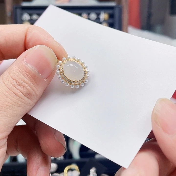 翡翠颈饰未镶嵌翡翠吊坠