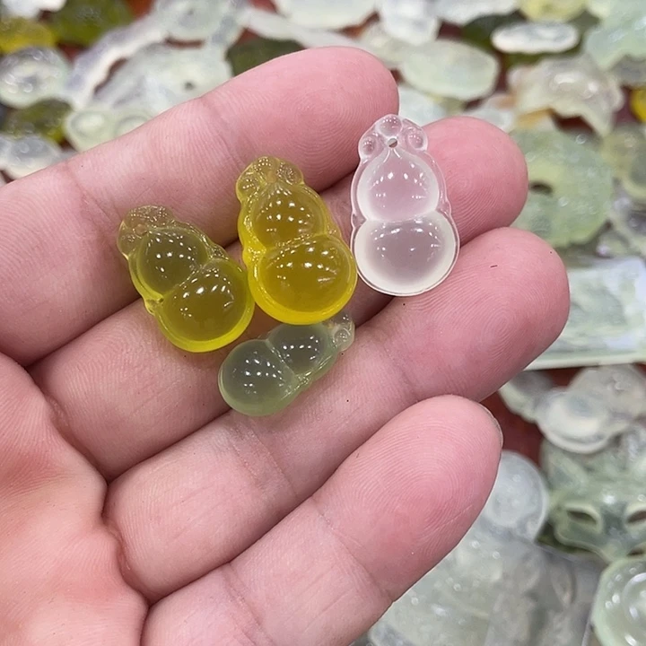 蛇纹石玉合金颈饰