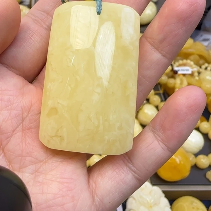 未镶嵌颈饰蜜蜡天然蜜蜡
