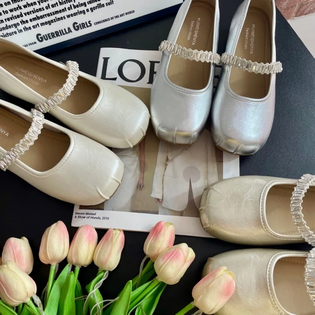 小敏家 芭蕾风绝美一字带水钻浅口单鞋 韩版减龄设计感气质奶奶鞋