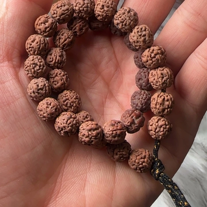 金刚菩提吊坠一代龙9左右