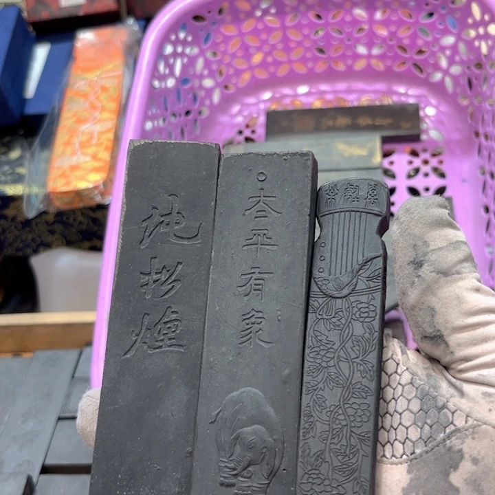 哈哈哈哈哈刚刚3条