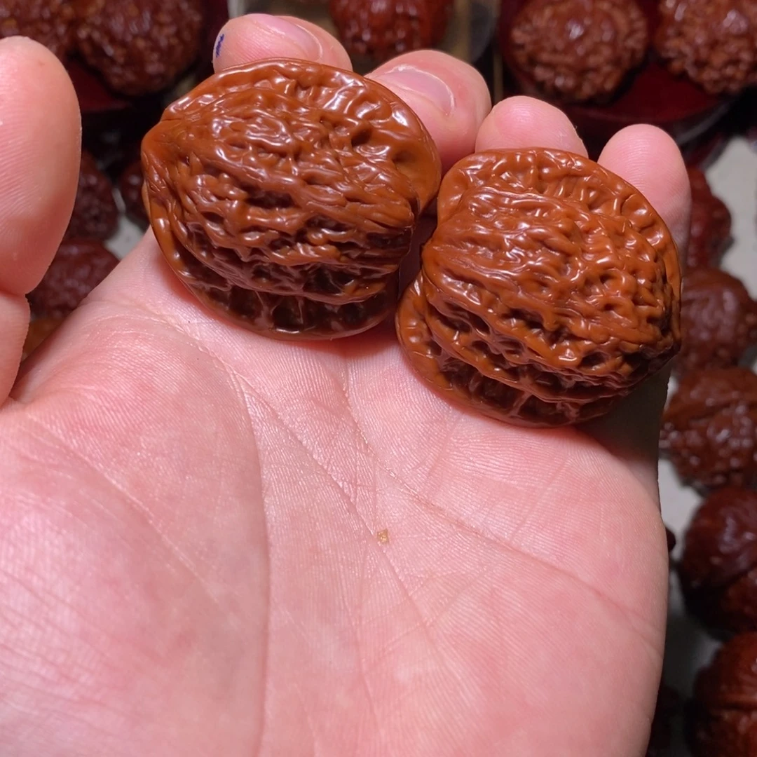 来***生文玩核桃吊坠工艺帽工艺帽