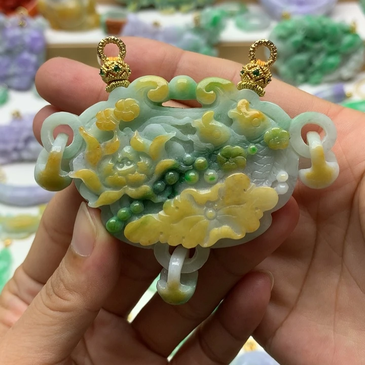 颈饰未镶嵌翡翠翡翠