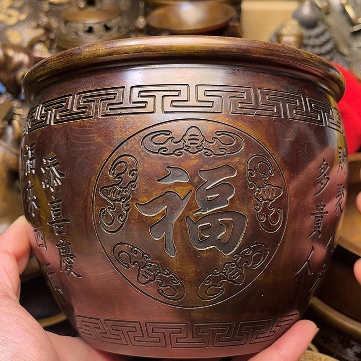 精美铜器批发档口