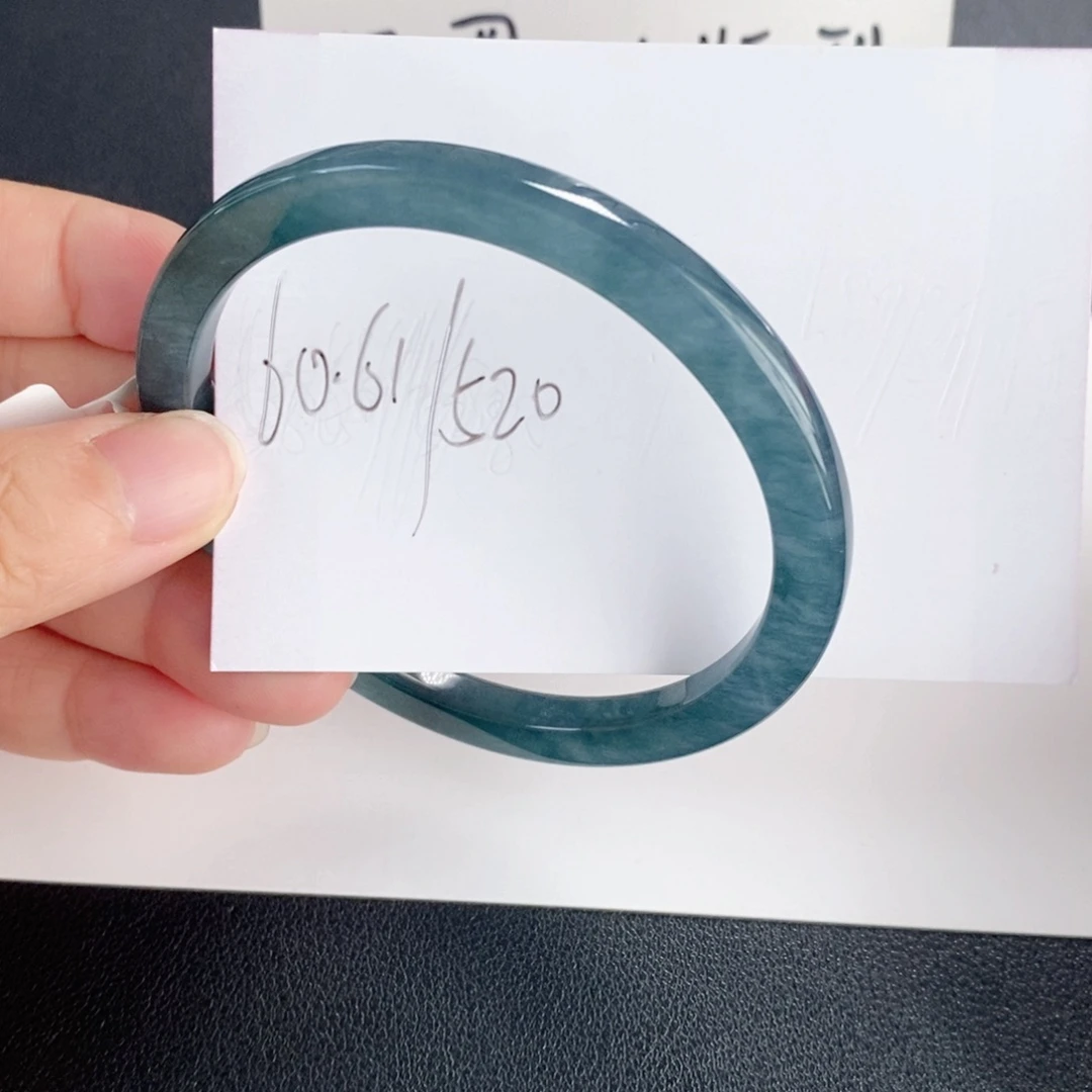 翡翠未镶嵌手镯天然翡翠