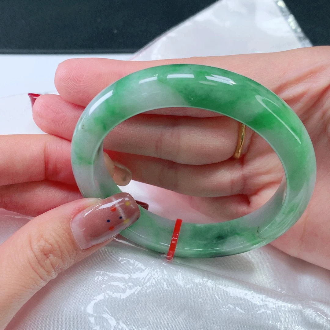 未镶嵌手镯翡翠831