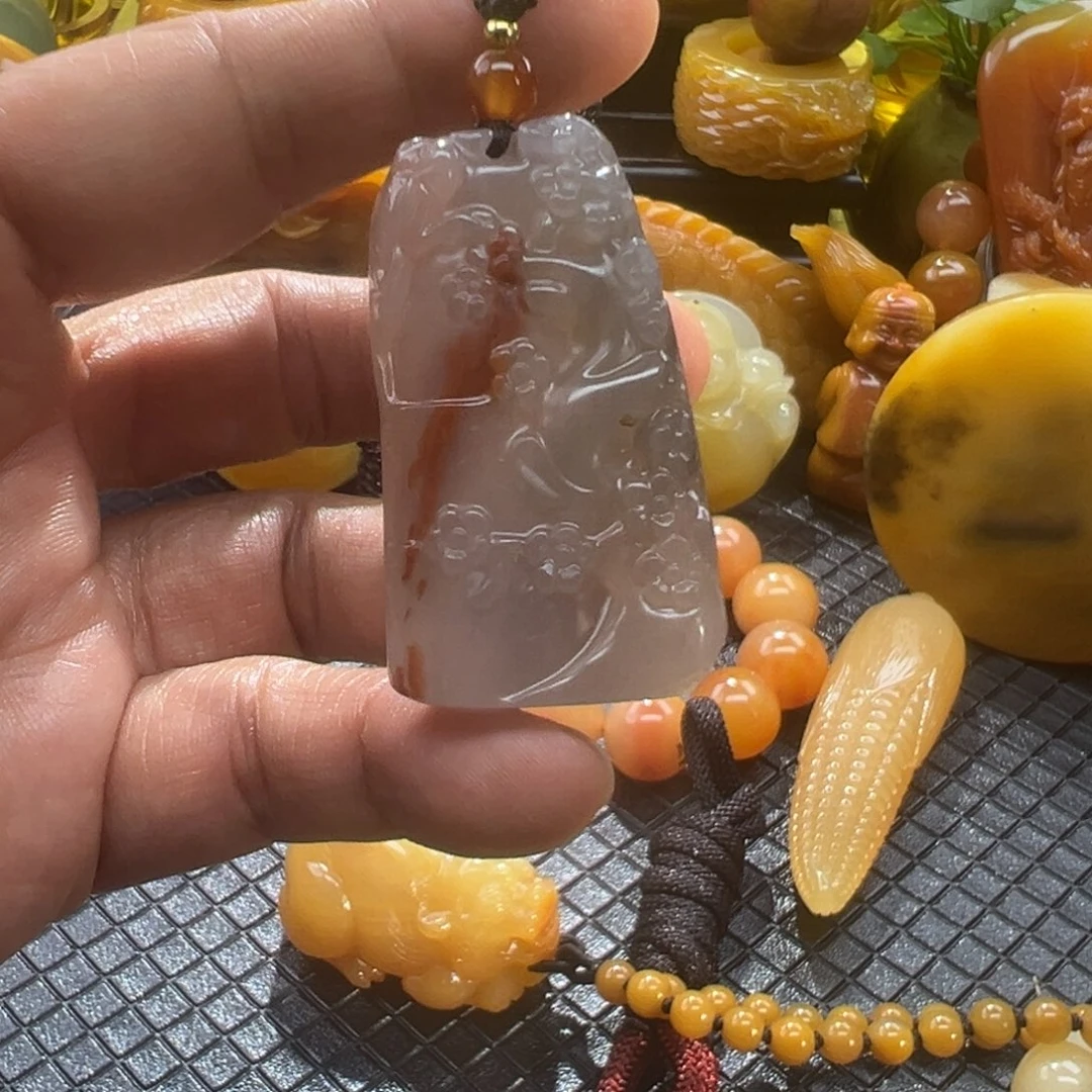 石英质玉未镶嵌颈饰
