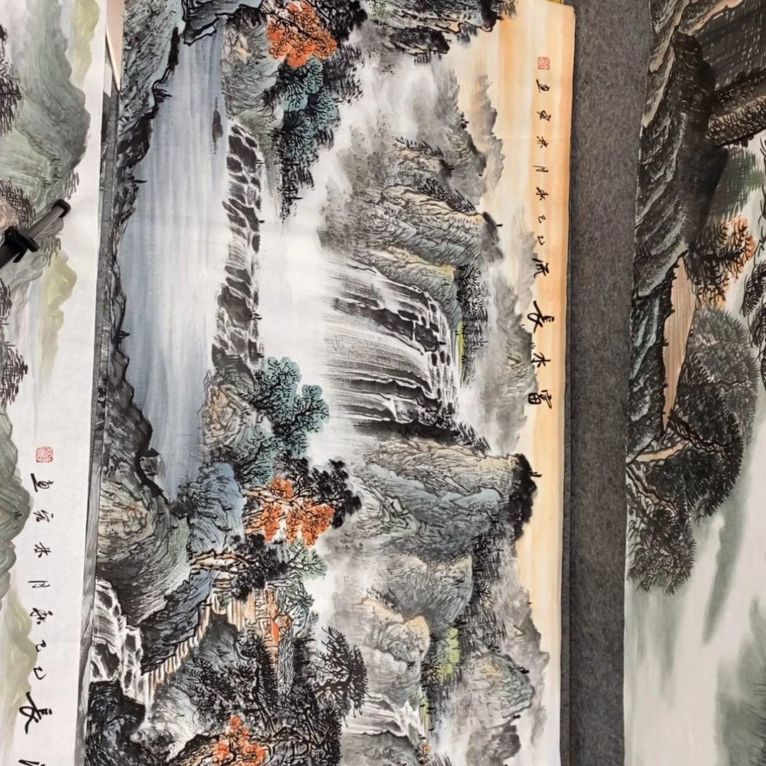 盘***龙横款富水长流四尺装饰画
