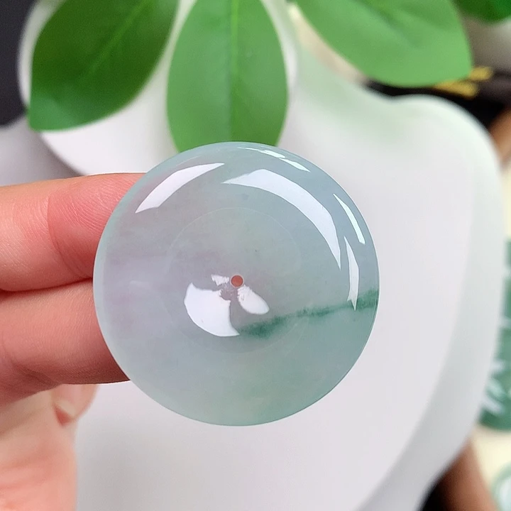 颈饰未镶嵌翡翠平安扣 32.8x5.7mm