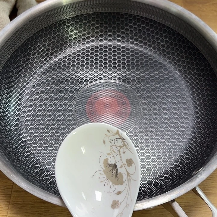 用***8慎拍不退不换紫砂