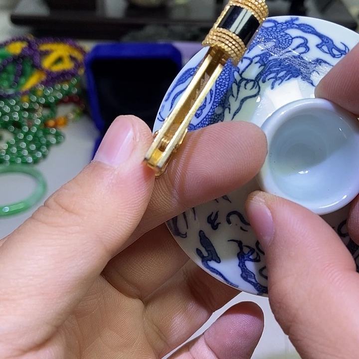 瓷片宝宝哈哈哈哈哈哈哈哥哥