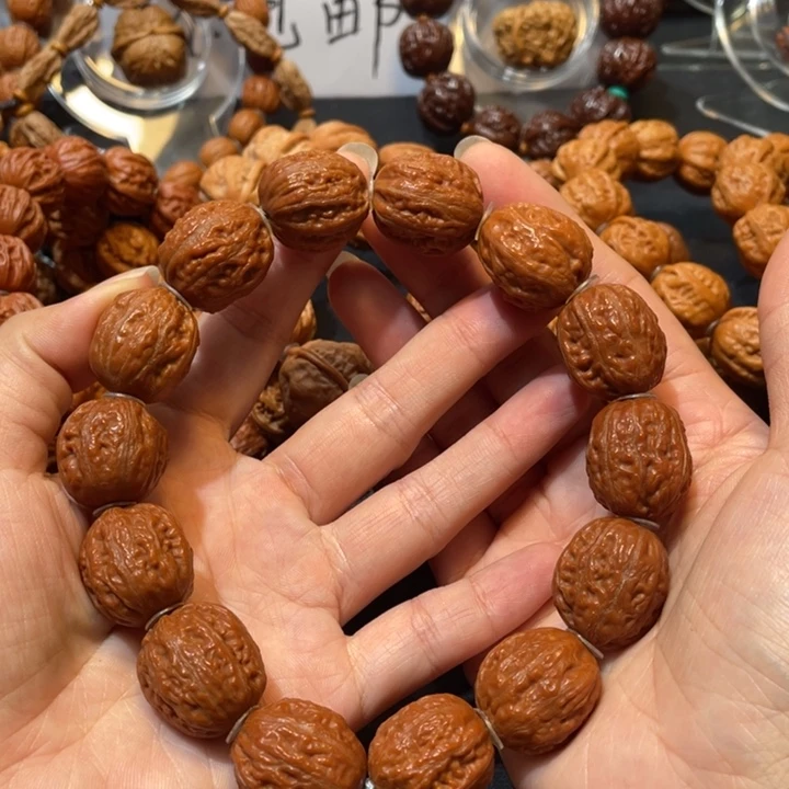 吊坠龙脊菩提红枣
