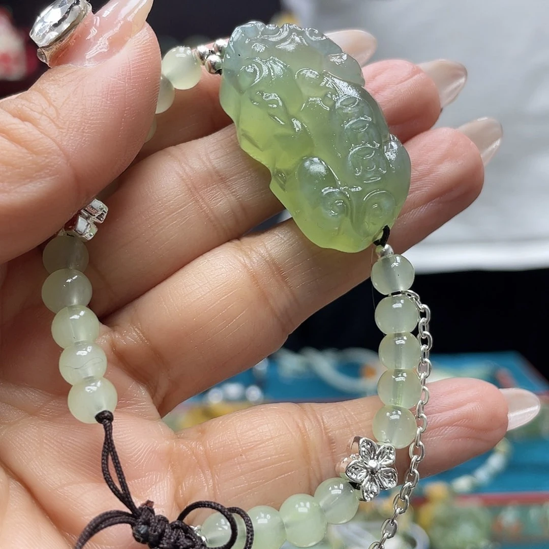 未镶嵌岫玉吊坠吊坠