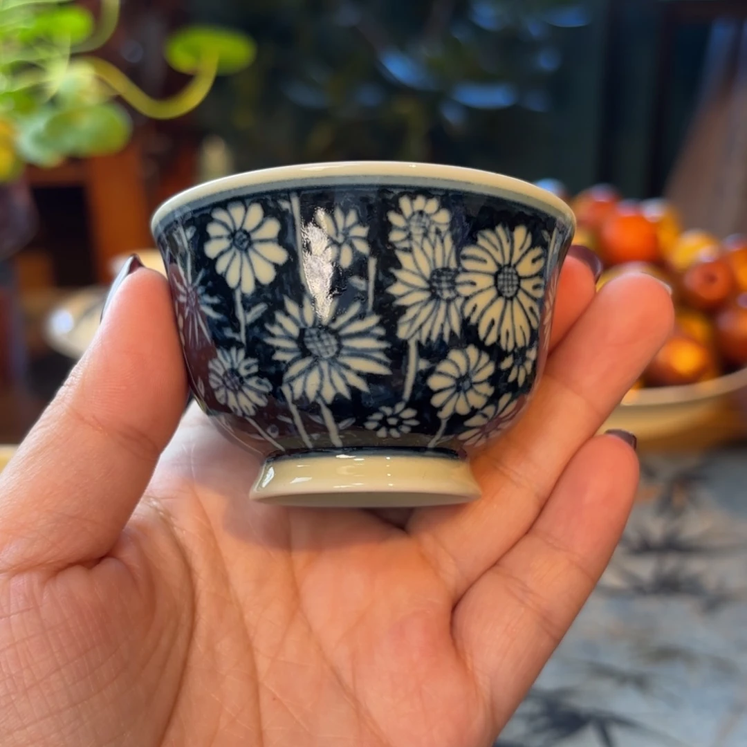 青花二号釉小花杯