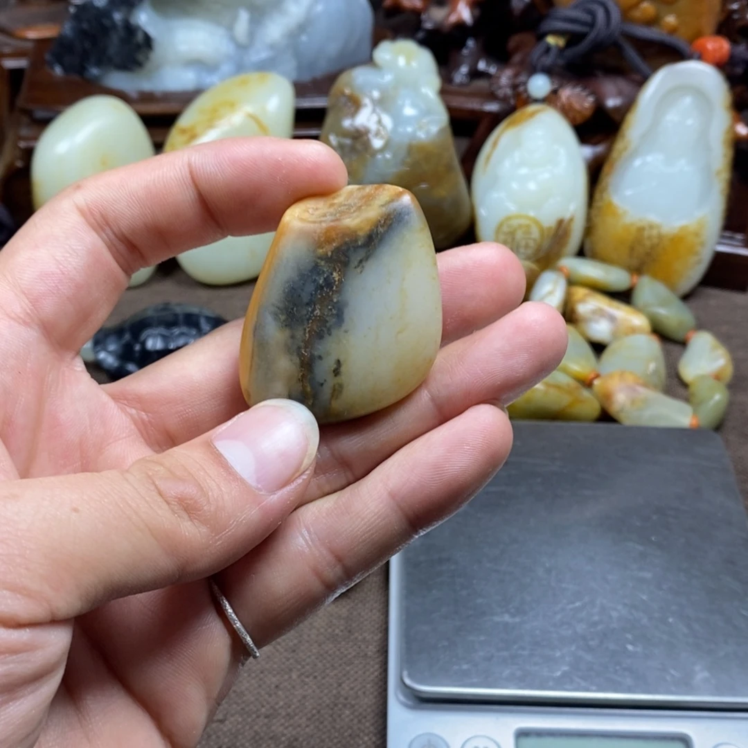 和田玉未镶嵌挂件