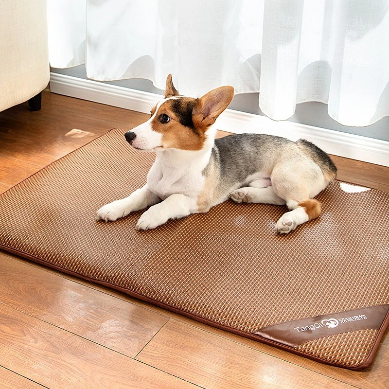 加厚藤席狗垫子凉席冰垫窝垫宠物睡垫防水猫垫子睡垫宠物冰垫