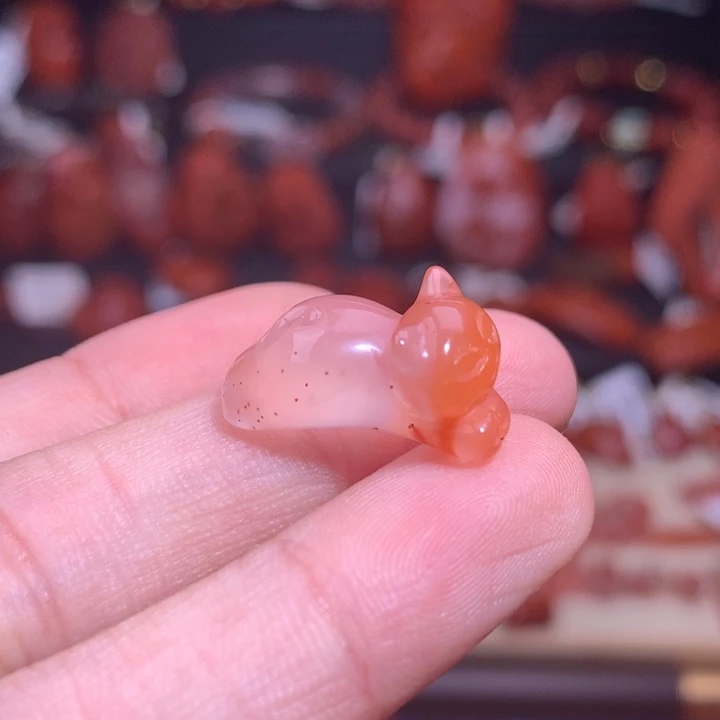 南红玛瑙未镶嵌珠宝半成品满天星趴趴猫