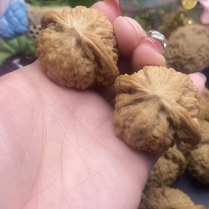 一***情文玩核桃吊坠磨盘45