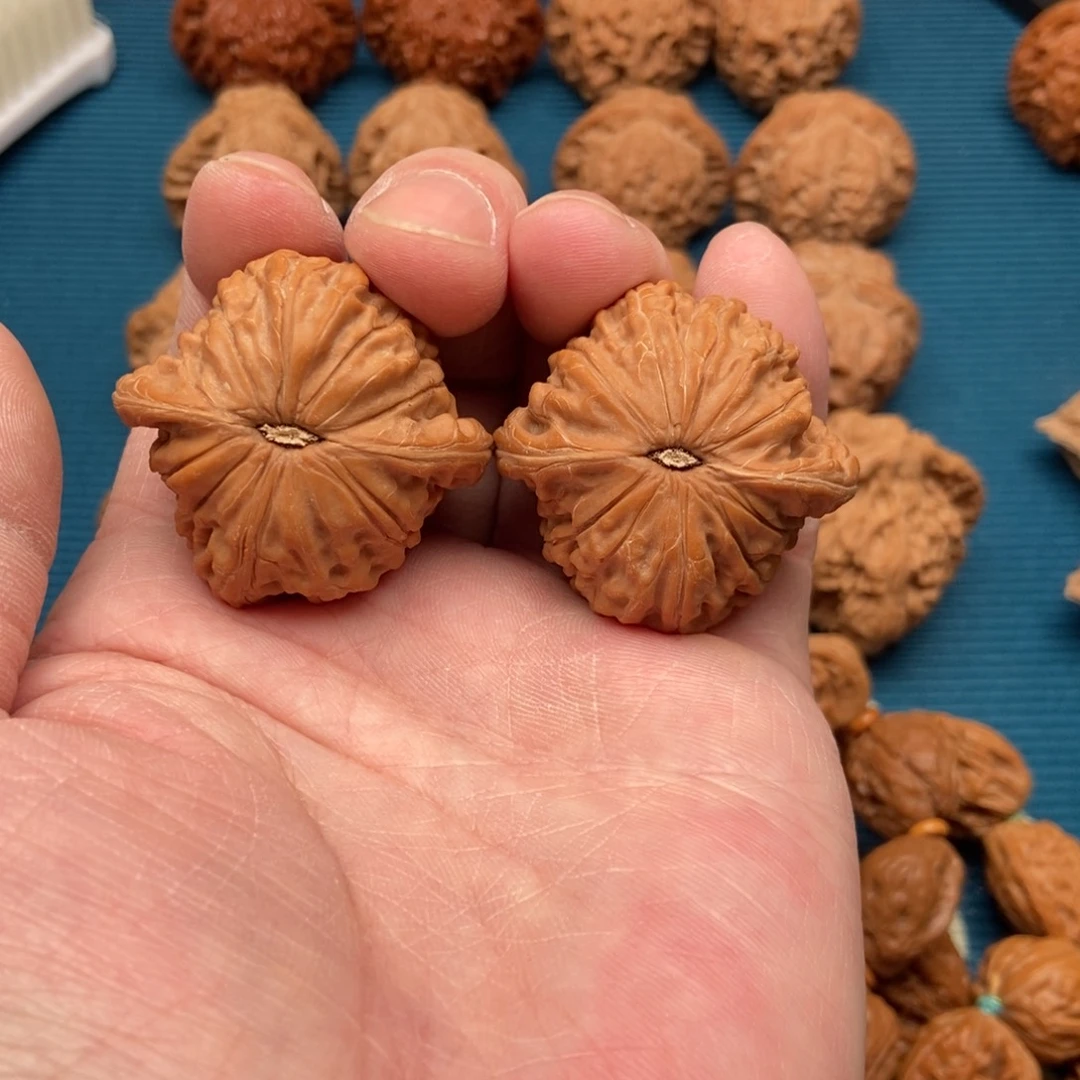 一***街把件文玩核桃磨盘