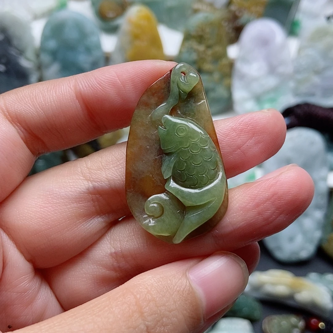 翡翠未镶嵌颈饰翡翠
