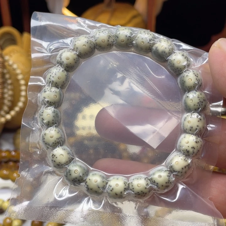 手串星月菩提10-9老型桶骨瓷白