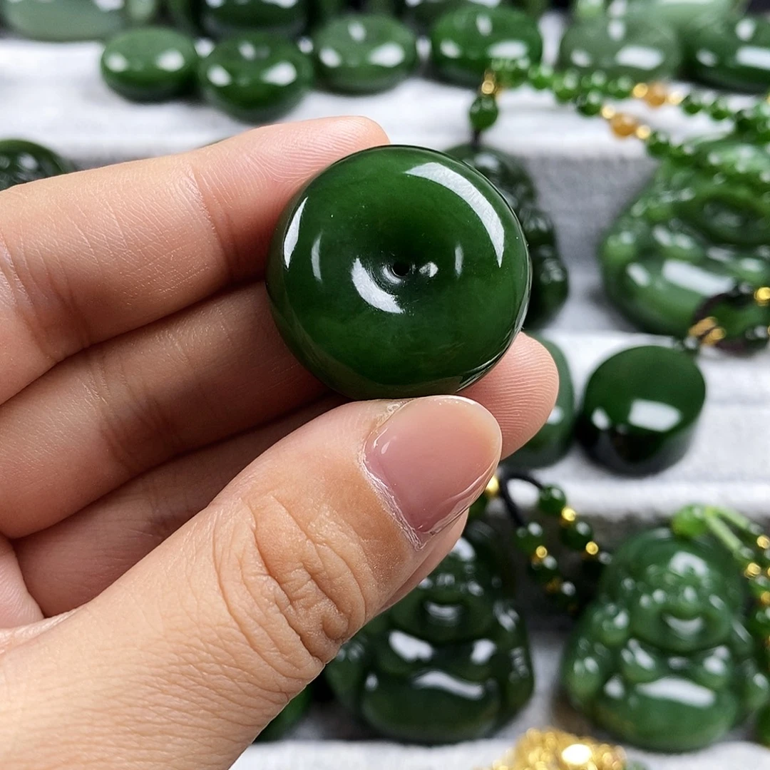 和田玉（碧玉）未镶嵌颈饰