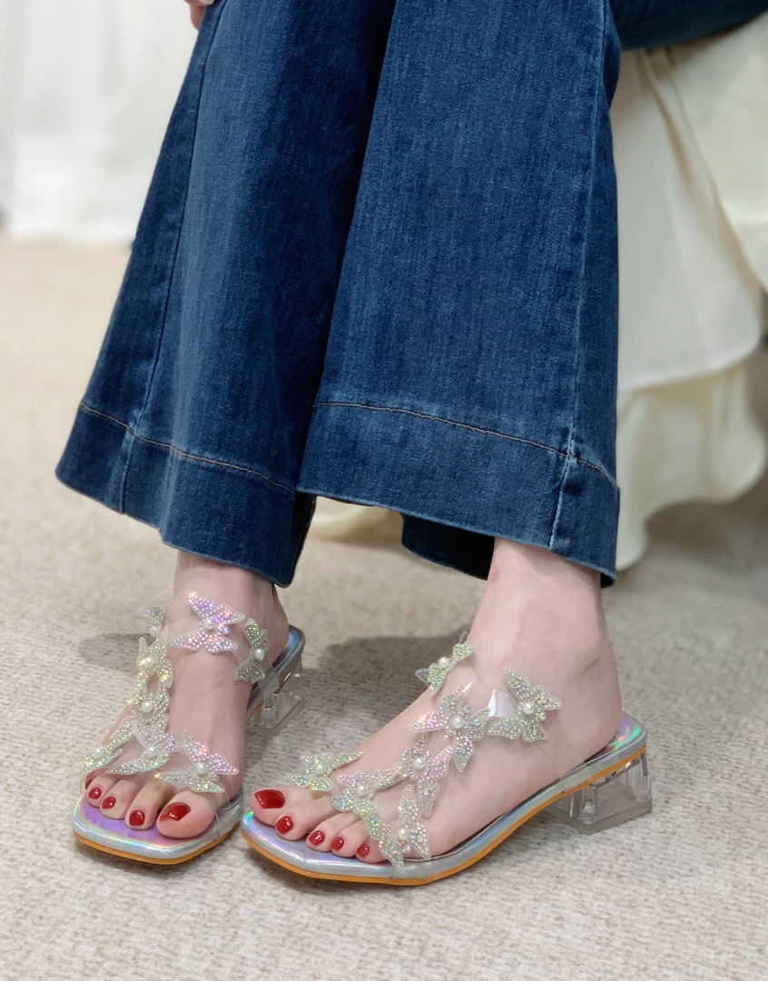 轻奢感！踩屎感坡跟透明一字拖方头法式凉拖夏季不累脚高跟女拖鞋