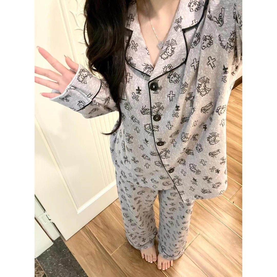 冬天女款高级轻奢风凯蒂猫印花德绒睡衣女秋冬季加厚保暖居家套装