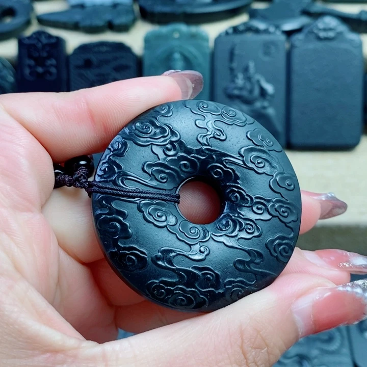 和田玉（青玉）颈饰未镶嵌