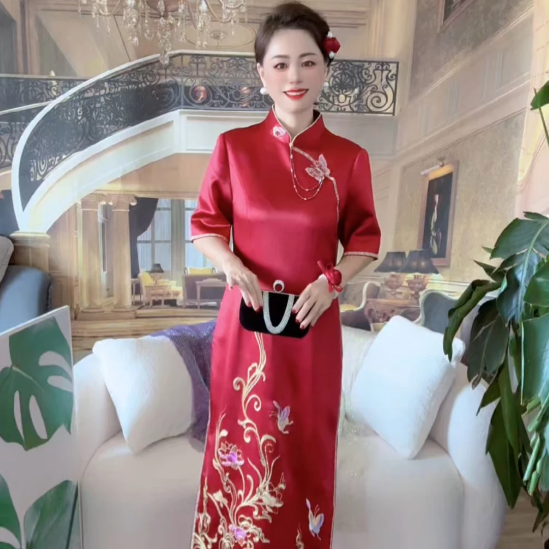 喜婆婆喜妈妈秋季新款醋酸刺绣印花蝴蝶旗袍