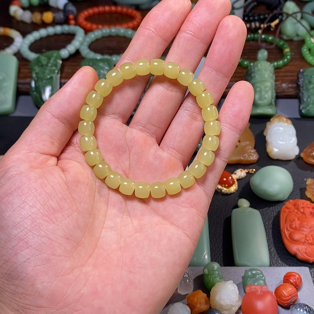 和田玉未镶嵌颈饰黄口手串